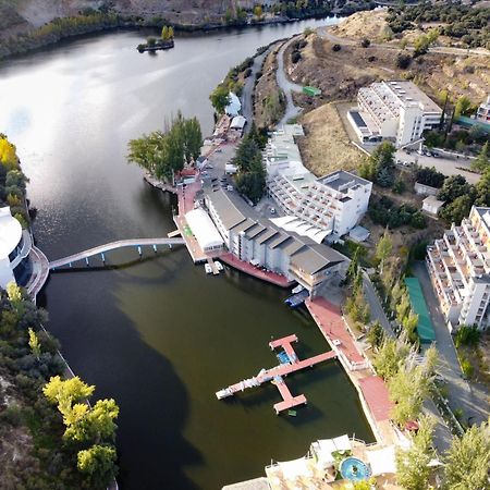 فندق نايادي سبورت Los Ángeles de San Rafael المظهر الخارجي الصورة